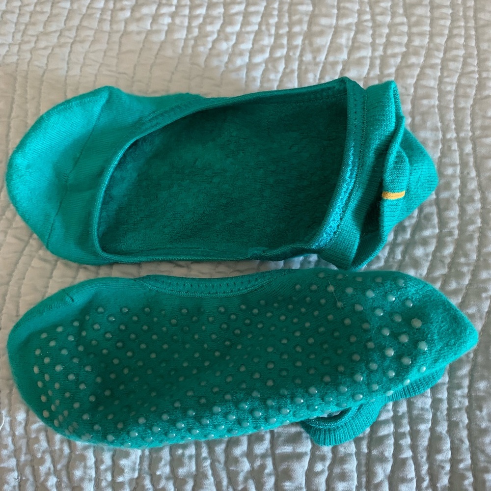 Lucy yoga (anti) slippers